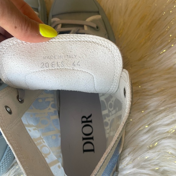 Pr-loved Authentic Dior men’s sneakers. - Picture 4 of 4